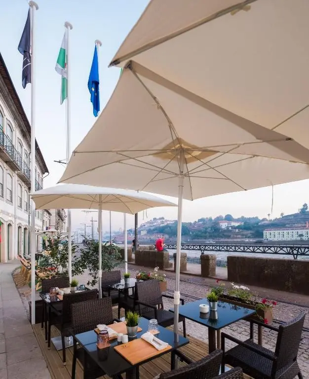 Widok z hotelu Vila Galé Porto Ribeira