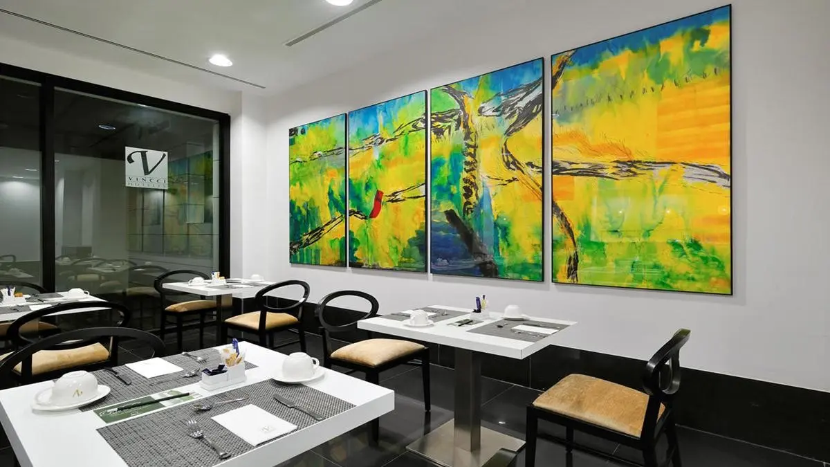 Vincci Larios Diez — VINCCI MALAGA