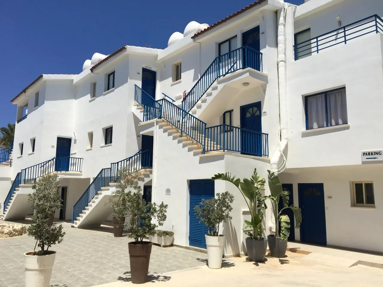 Obiekt hotelu Vrachia Beach Hotel & Suites