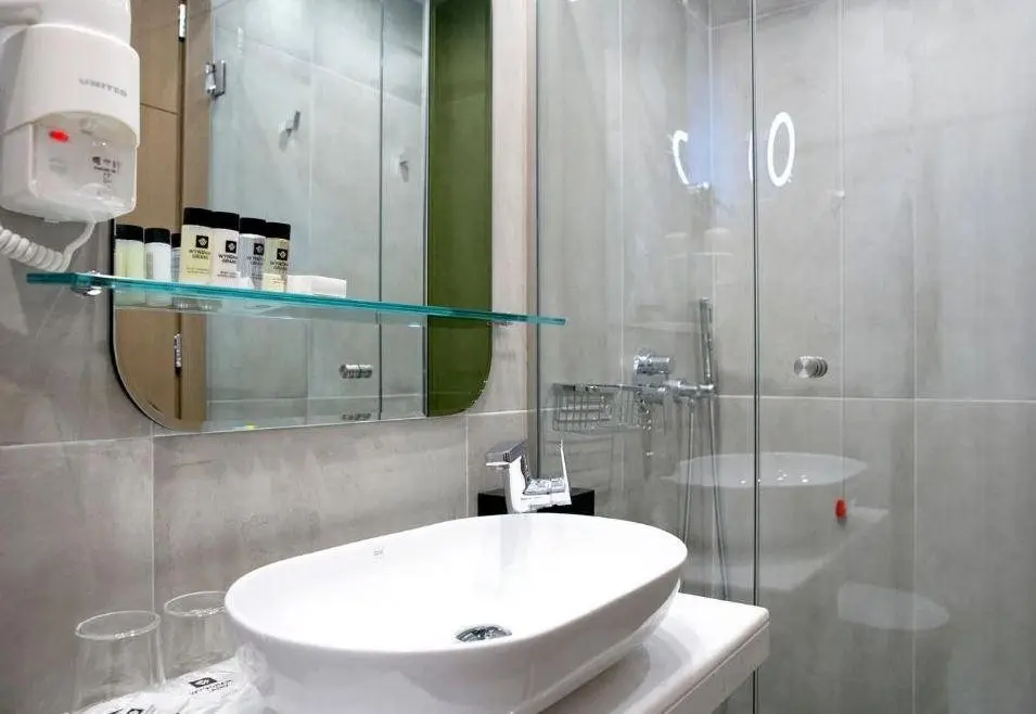 Wyndham Athens Residence — WYNDHAM ATHENS RESIDENCE