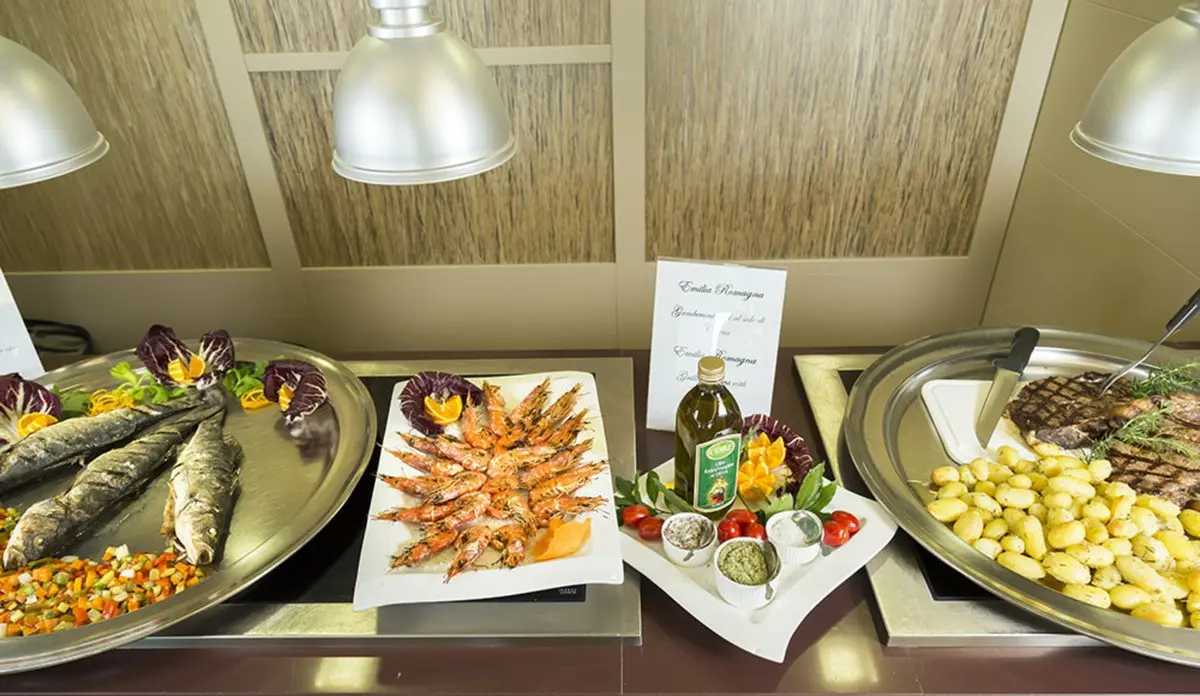 YES Hotel Touring & Spa — YES TOURING