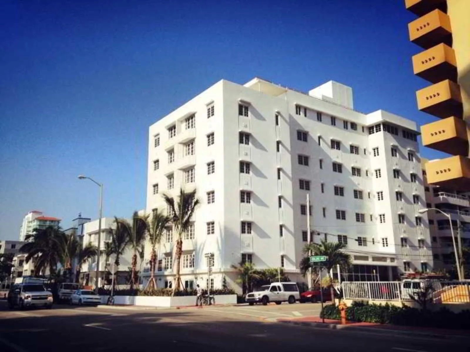 Hotel Croydon Miami Beach