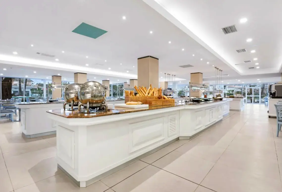 Restauracja i jedzenie w hotelu Alua Boccaccio