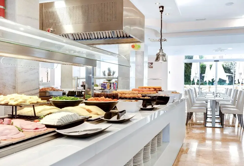 Restauracja i jedzenie w hotelu AluaSun Continental Park