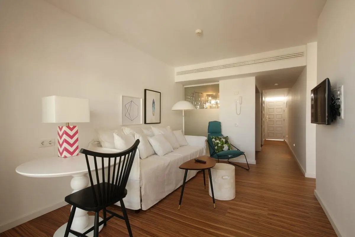 Aparthotel Gold by Marina — GOLD BY MARINA