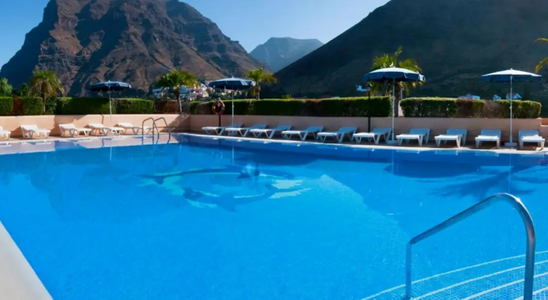 Basen w hotelu Appartements Baja del Secreto