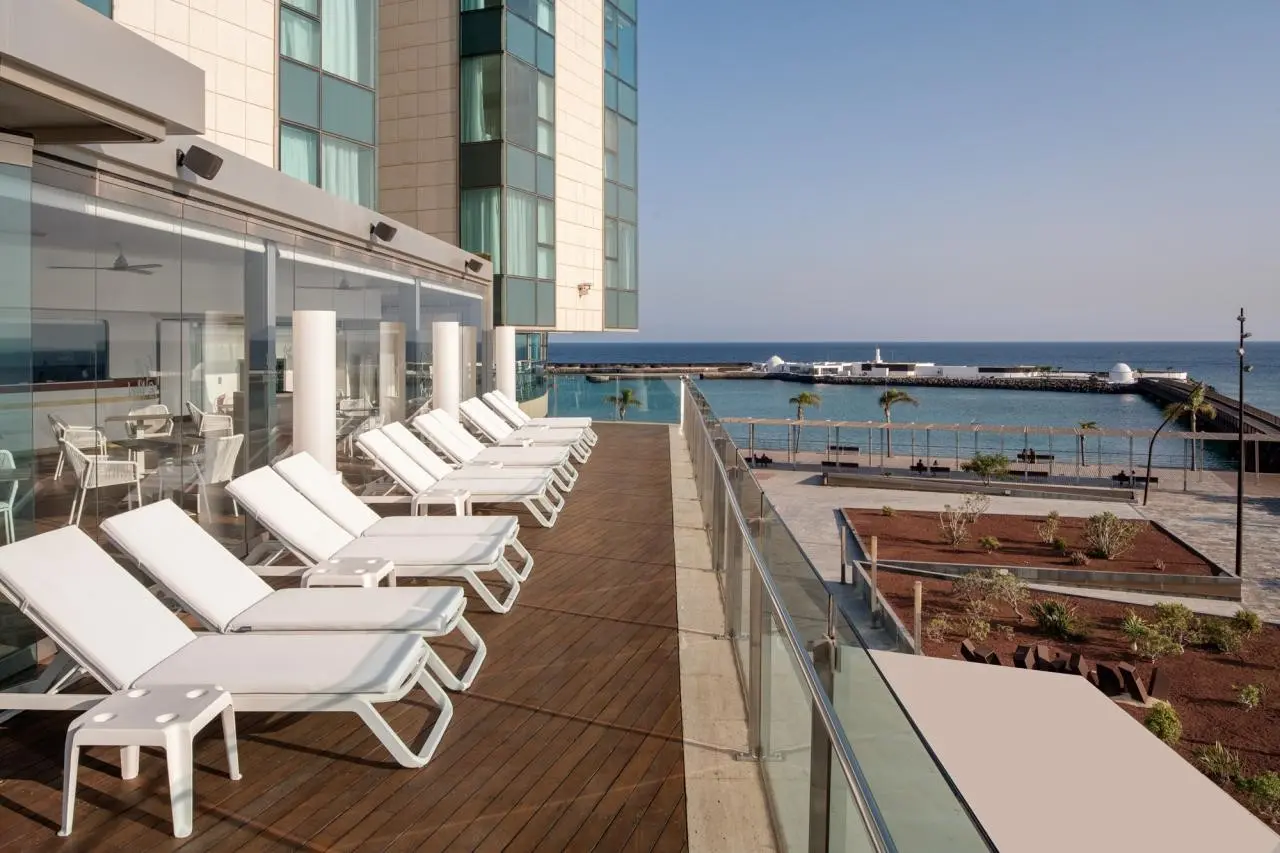 Arrecife Gran Hotel — ARRECIFE GRAN HOTEL & SPA