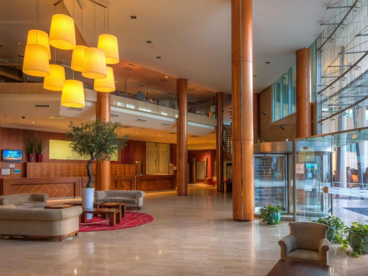 Arrecife Gran Hotel — ARRECIFE GRAN HOTEL & SPA