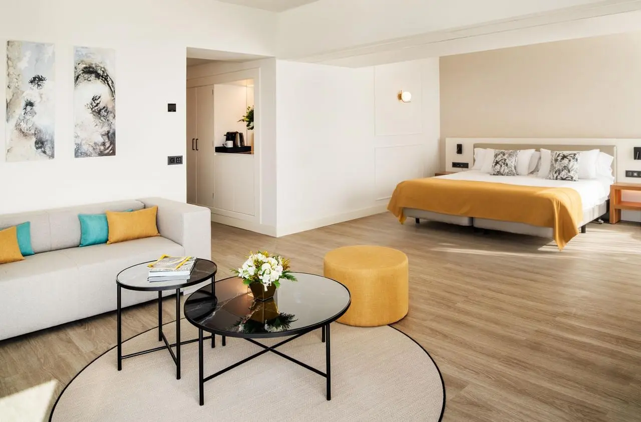 Arrecife Gran Hotel — ARRECIFE GRAN HOTEL & SPA