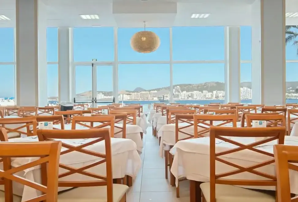 Restauracja i jedzenie w hotelu Azuline Mar Amantis I & II