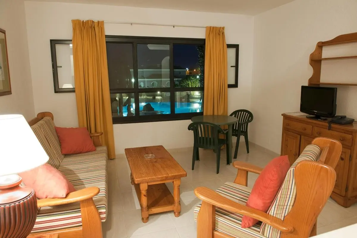 Bahia Calma — BAHIA CALMA BEACH