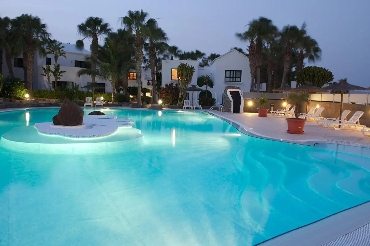 Bahia Calma — BAHIA CALMA BEACH