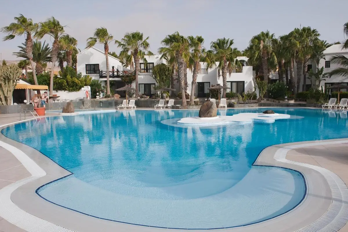 Bahia Calma — BAHIA CALMA BEACH