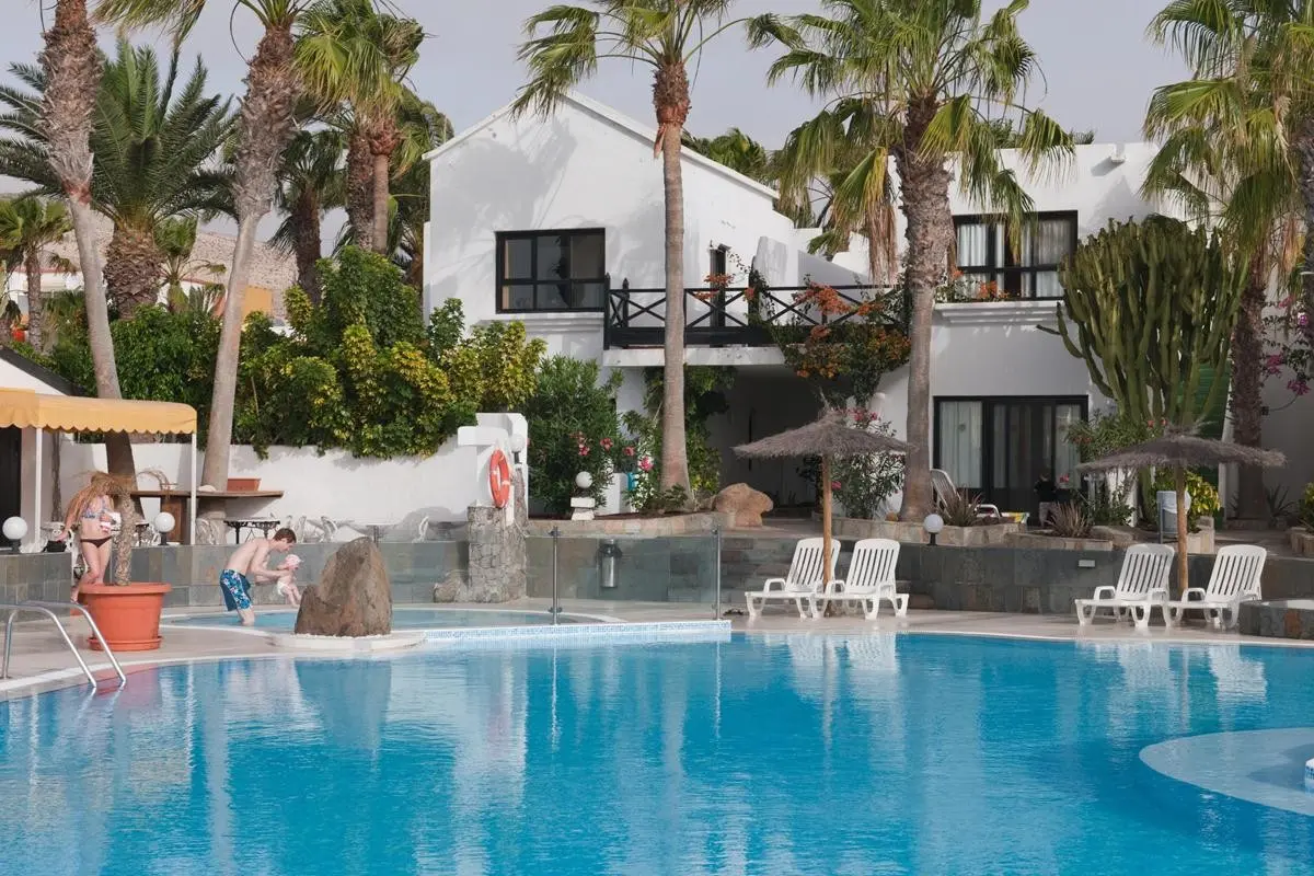 Bahia Calma — BAHIA CALMA BEACH