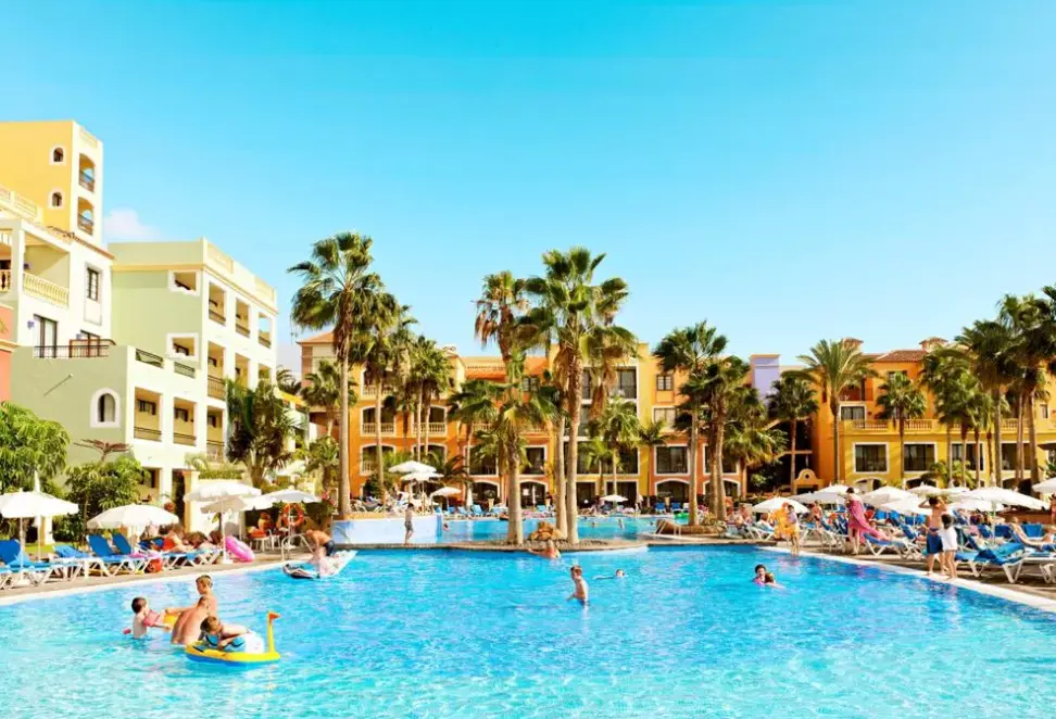 Basen w hotelu Bahia Principe Luxury Tenerife