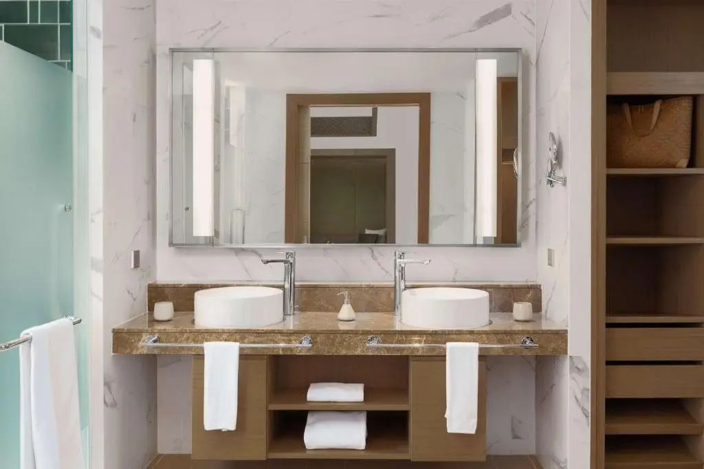 Banyan Tree Bangkok — BANYAN TREE PHUKET