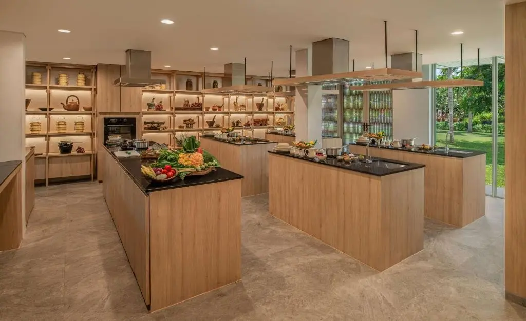 Banyan Tree Bangkok — BANYAN TREE PHUKET