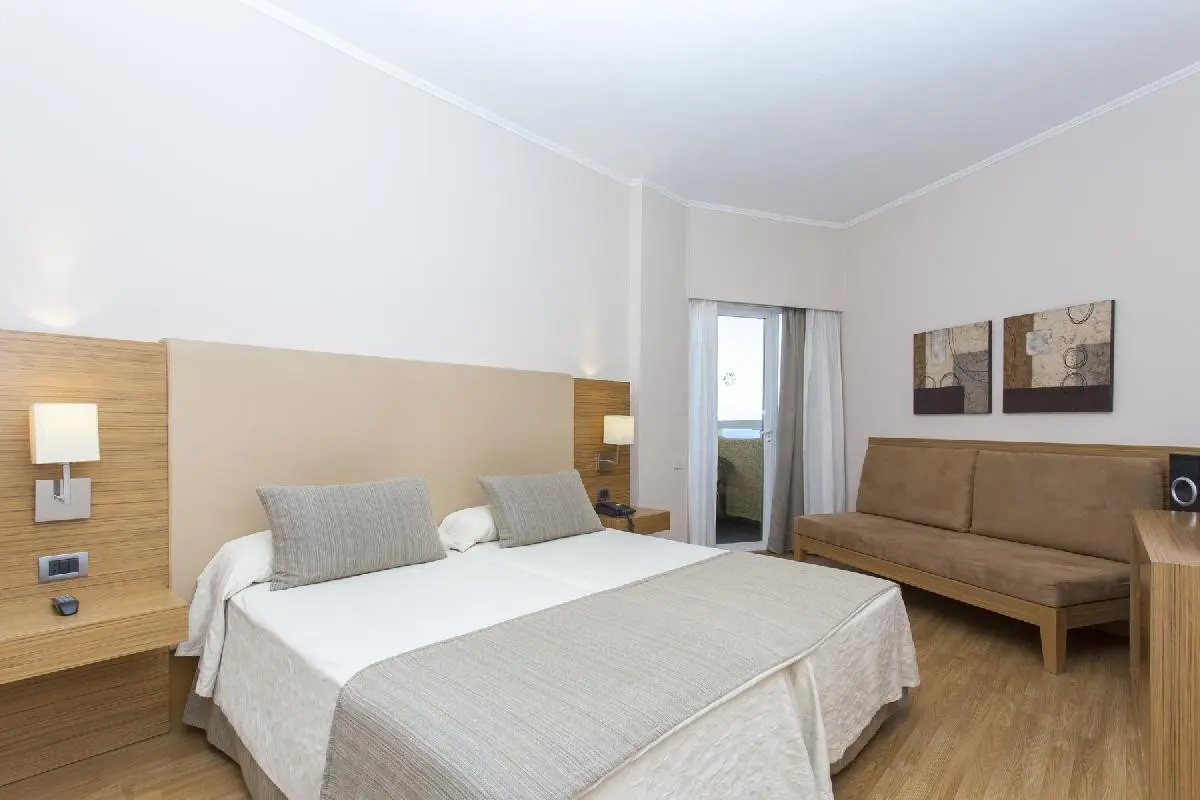 Be Live Adults Only Tenerife — BE LIVE ADULTS ONLY TENERIFE