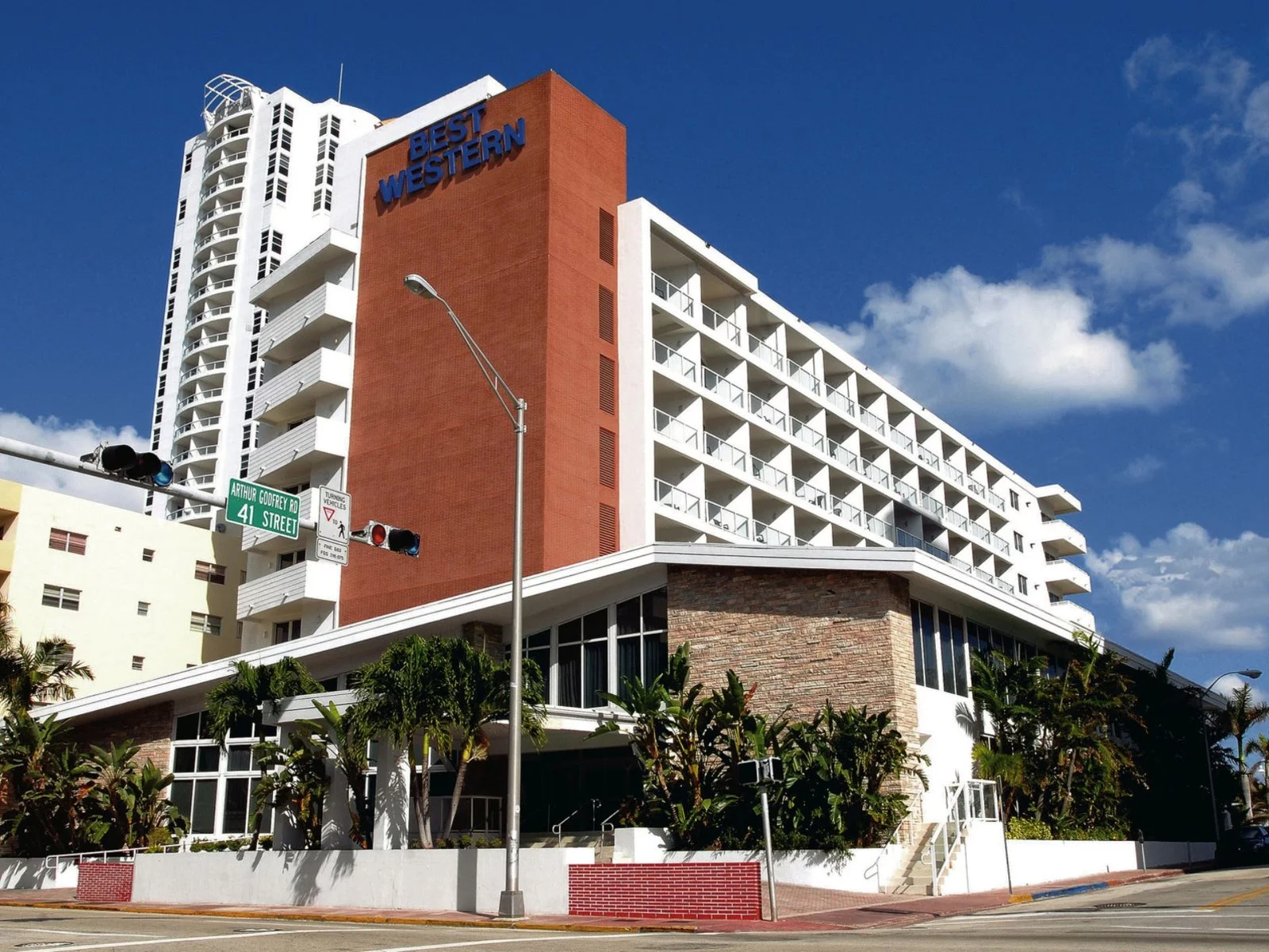Hotel Best Western Plus Atlantic Beach Resort