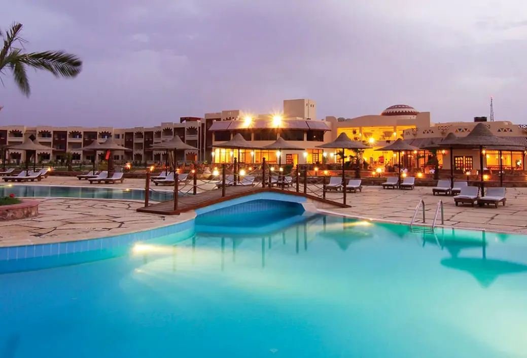 Basen w hotelu Bliss Nada Beach Resort