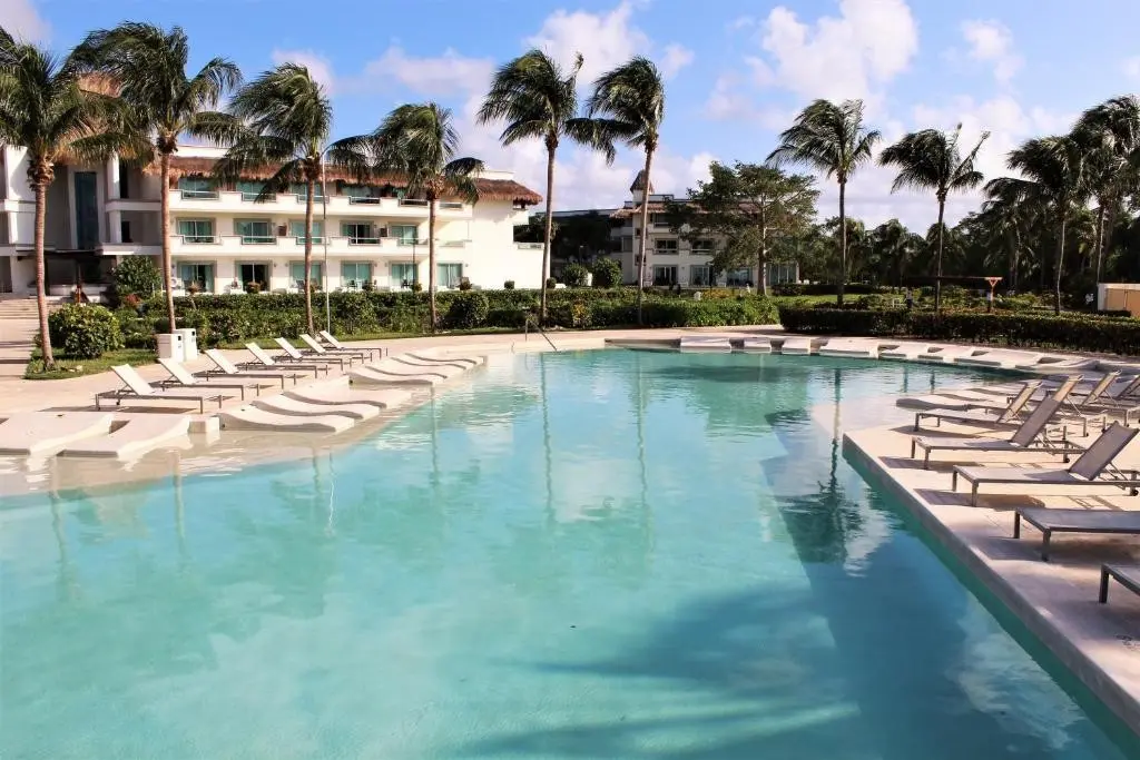 BlueBay Grand Esmeralda — BLUE BAY GRAND ESMERALDA