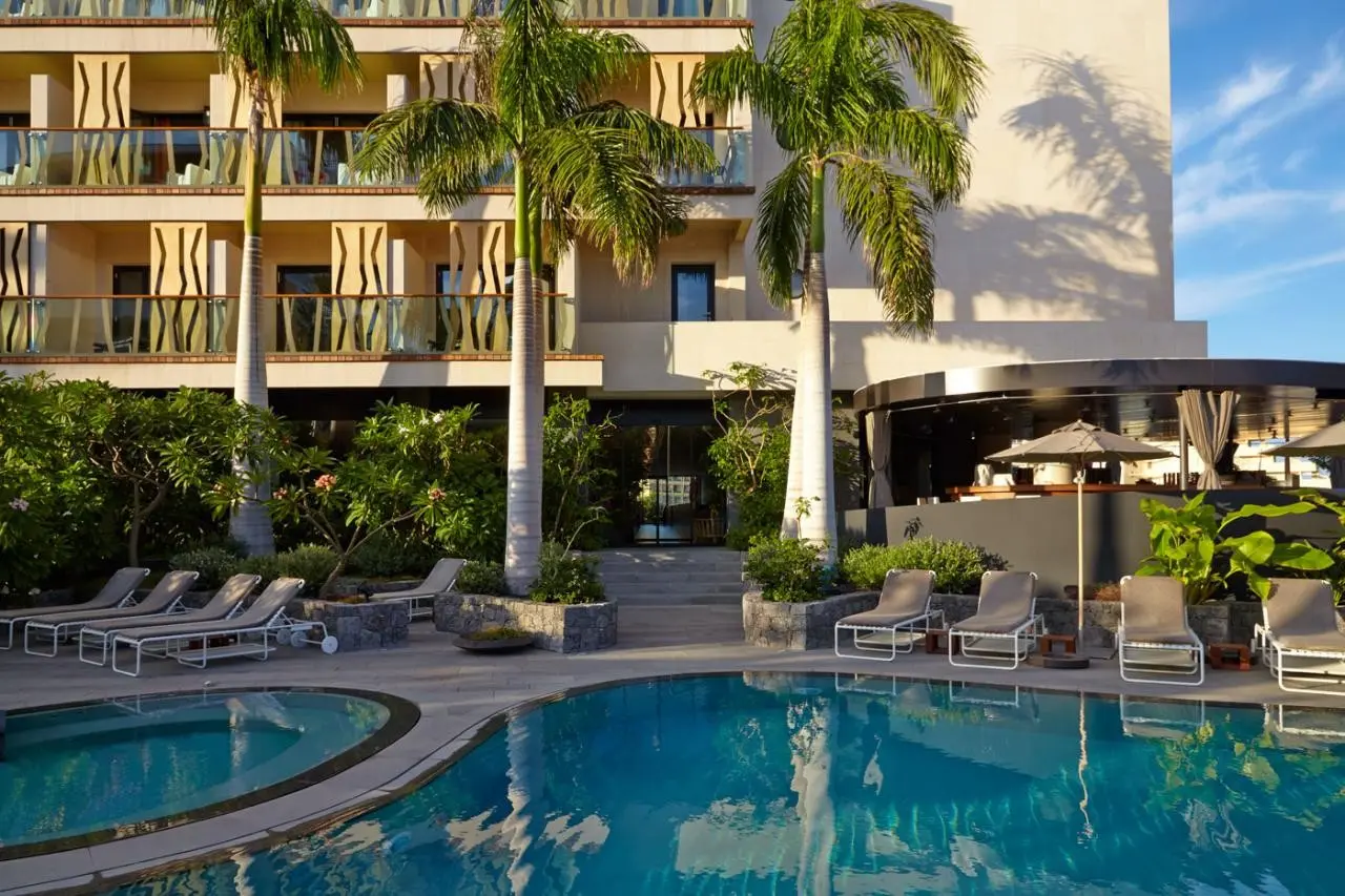 Bohemia Suites & Spa — BOHEMIA SUITES & SPA