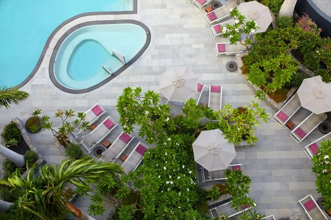 Bohemia Suites & Spa — BOHEMIA SUITES & SPA