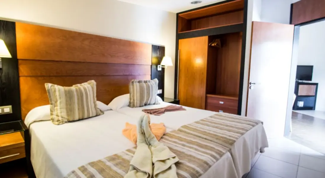 Pokój w hotelu Bungalows Miraflor Suites