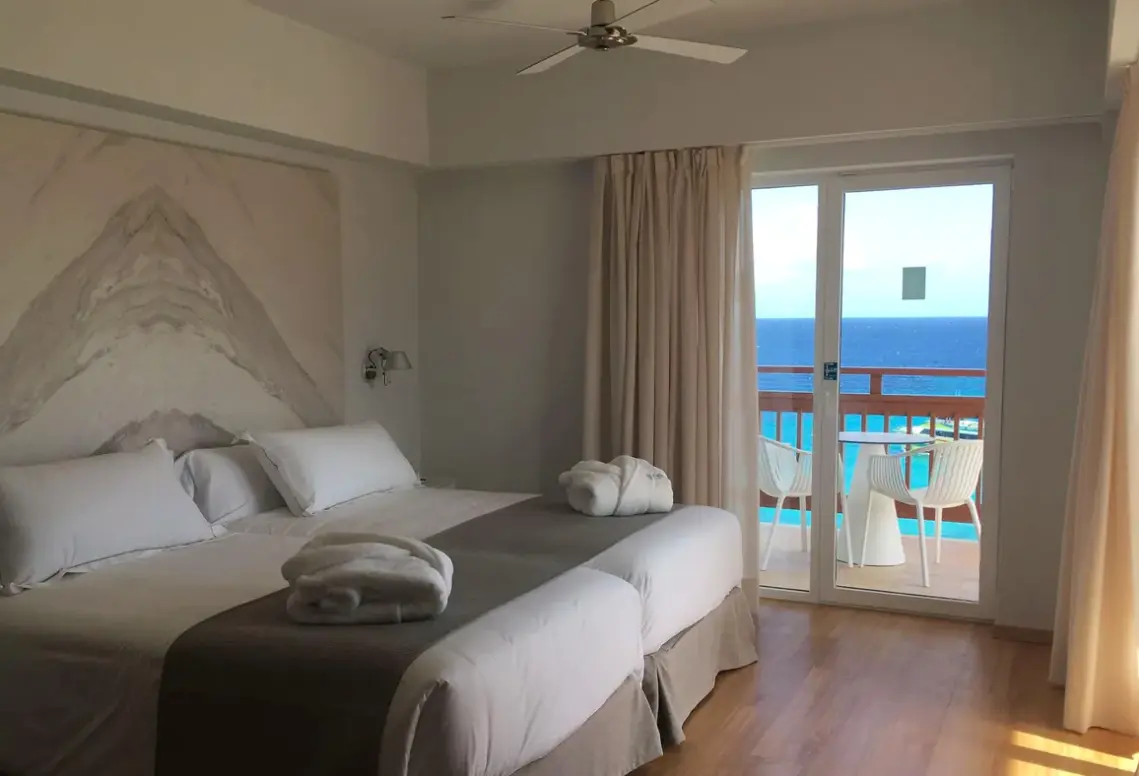 Pokój w hotelu Caleia Talayot Spa Hotel