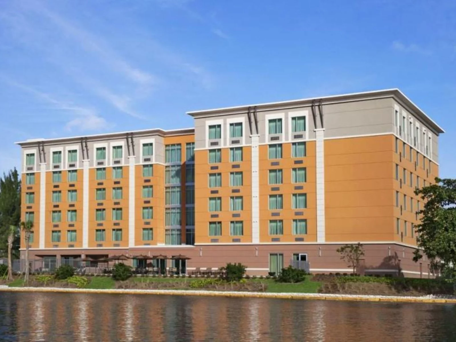 Hotel Cambria Hotel Miami Airport - Blue Lagoon