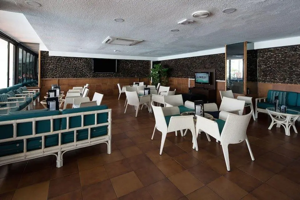 Catalonia Oro Negro — CATALONIA ORO NEGRO