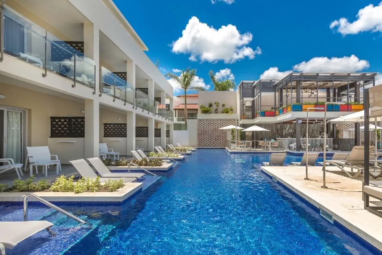 Catalonia Royal La Romana — CATALONIA ROYAL LA ROMANA