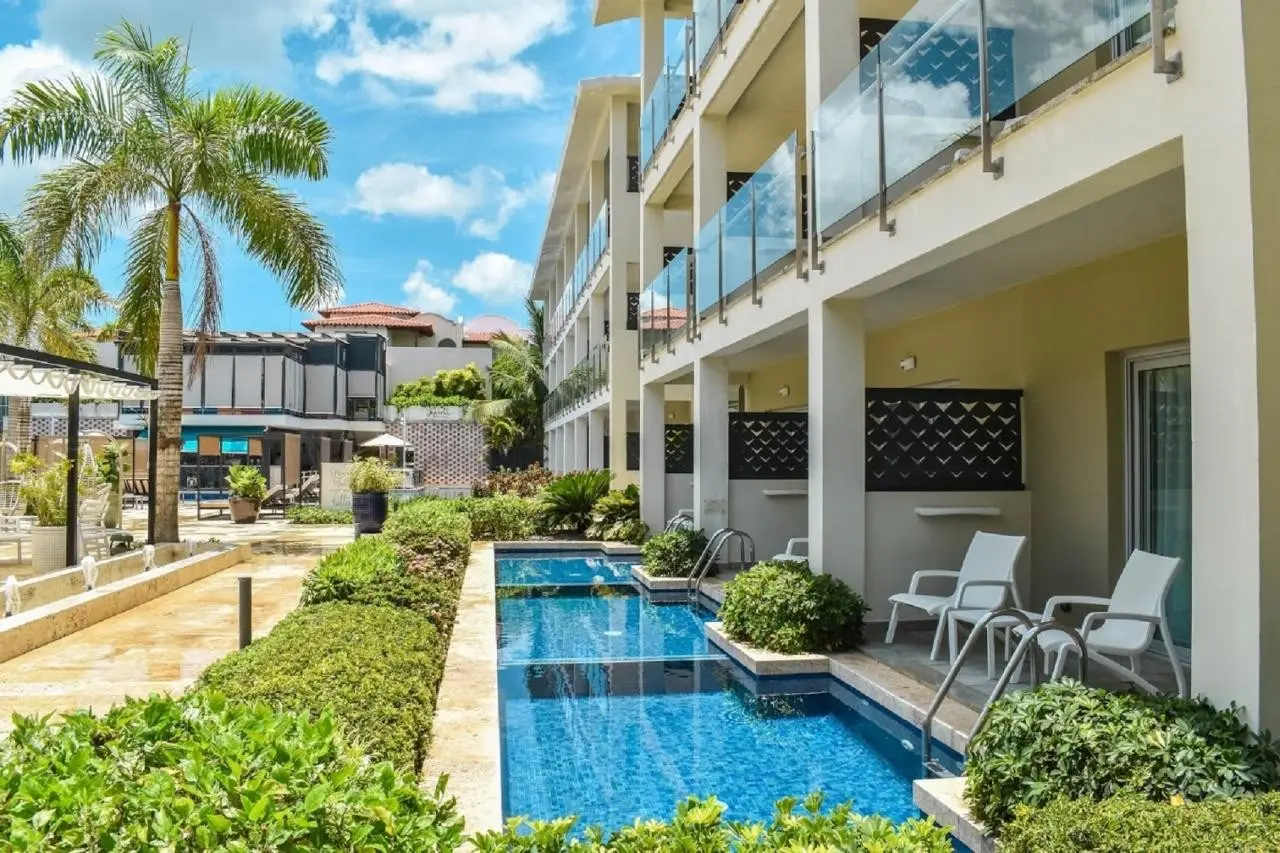 Catalonia Royal La Romana — CATALONIA ROYAL LA ROMANA