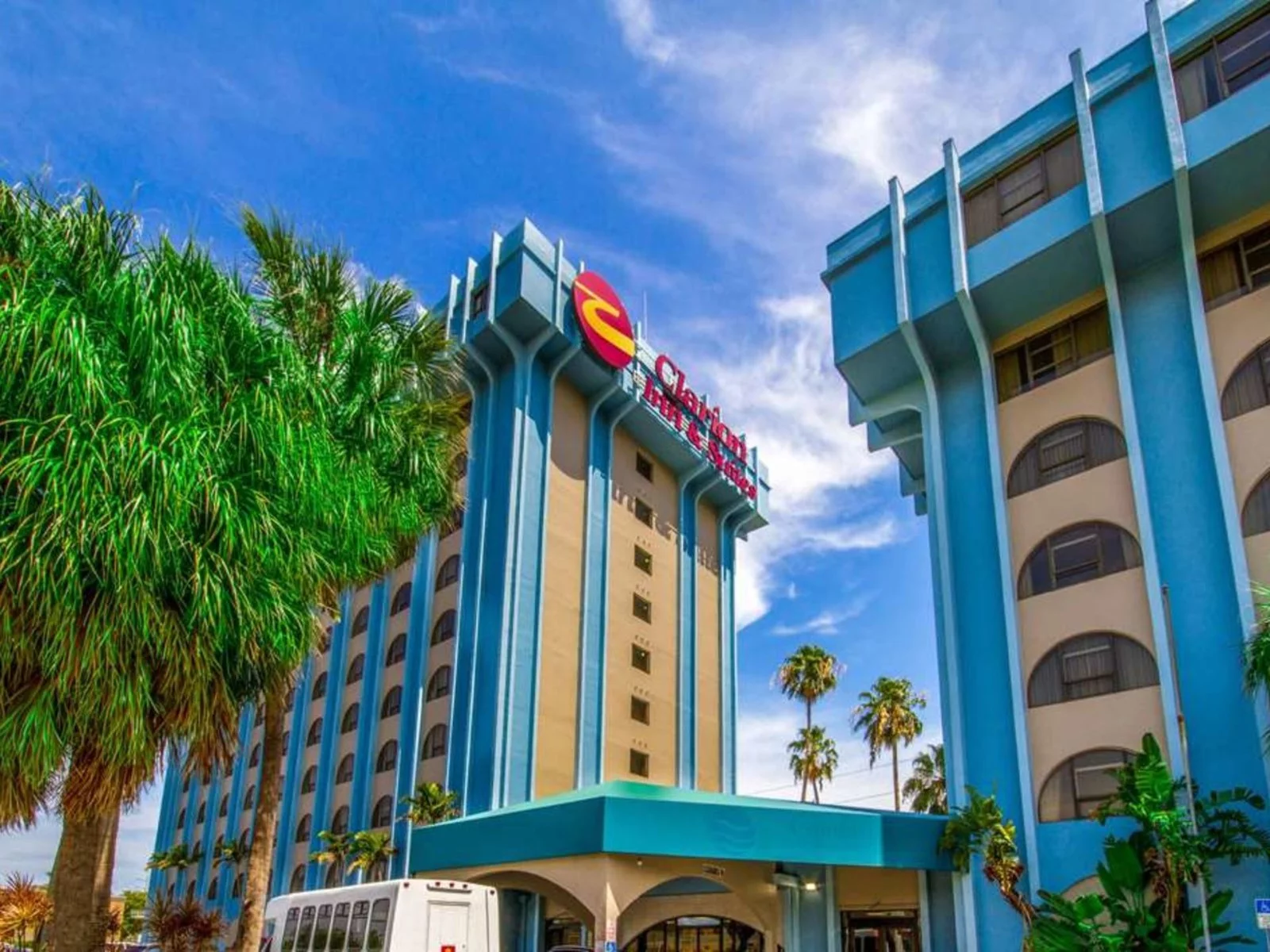 Hotel Clarion Inn and Suites Miami Airport
