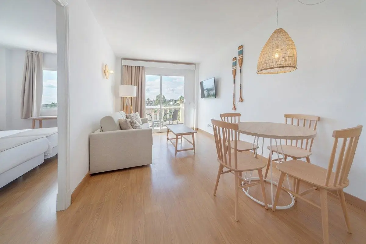 Club Simo Aparthotel — CLUB SIMO APARTHOTEL