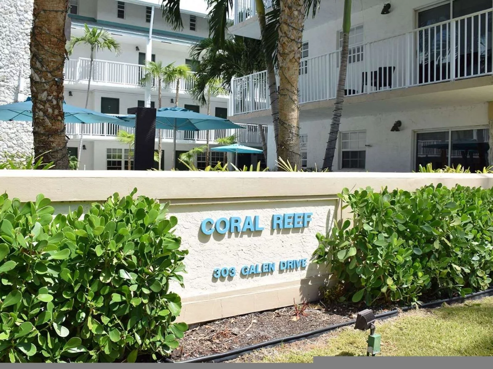 Hotel Coral Reef Suites Key Biscayne Mia