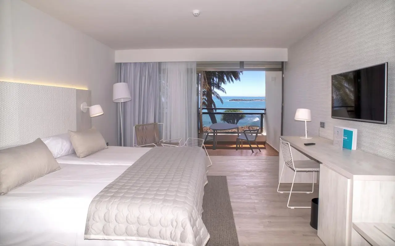 DON GREGORY by Dunas — DUNAS DON GREGORY