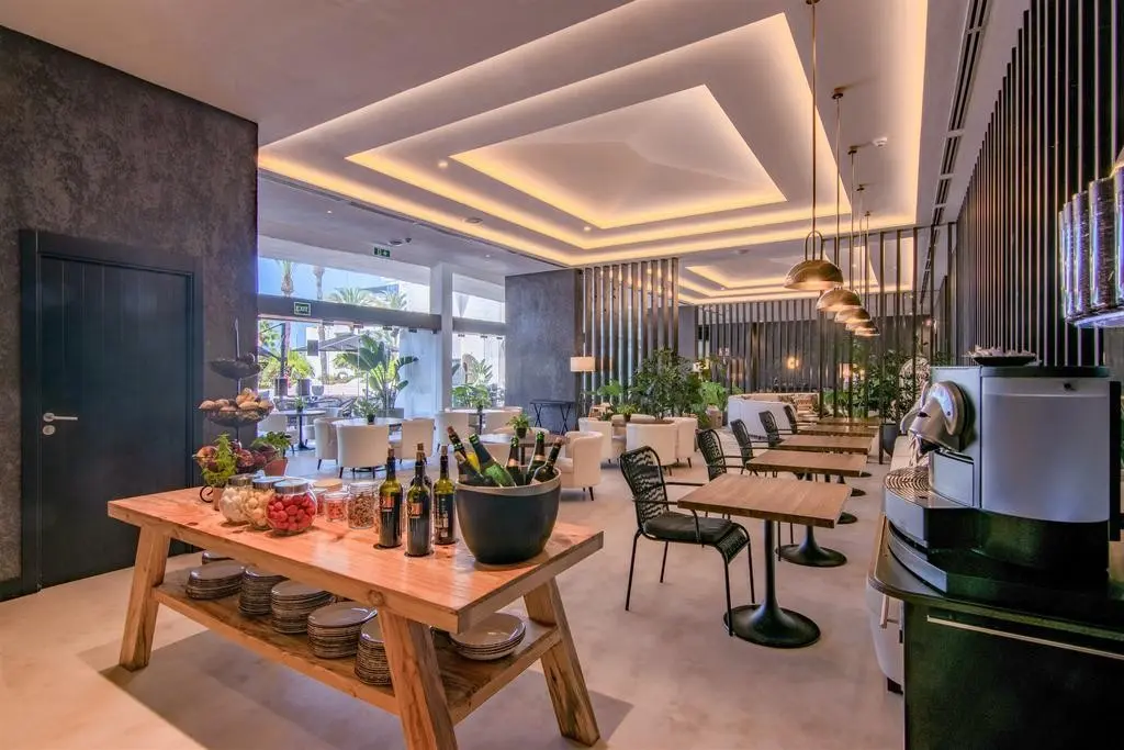 Dreams Jardin Tropical — DREAMS JARDIN TROPICAL