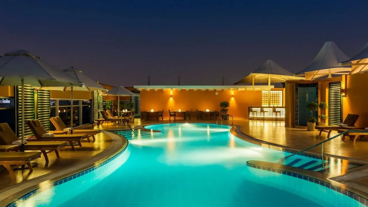 Four Points by Sheraton Bur Dubai — FOUR POINTS BY SHERATON BUR DUBAI