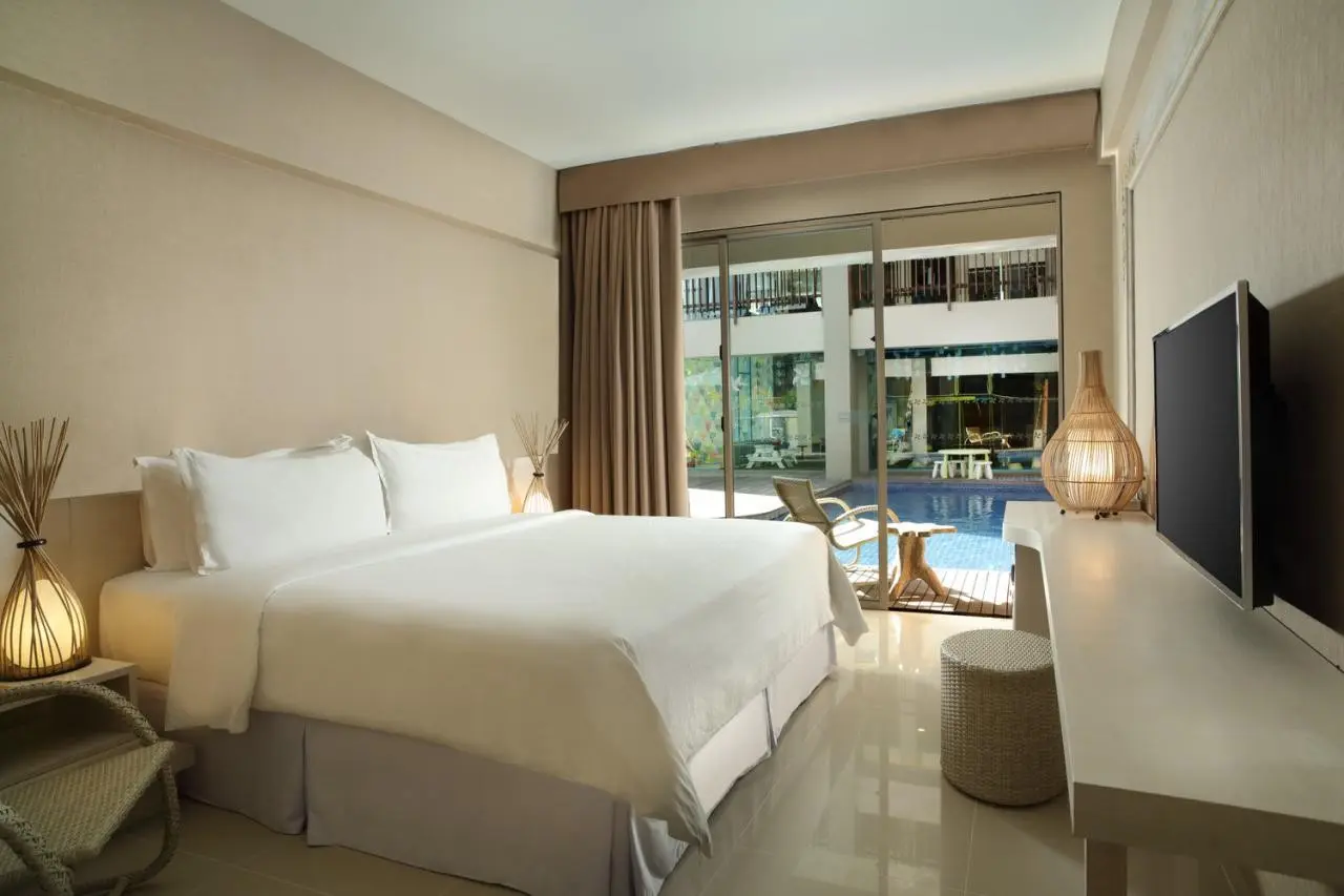 Four Points by Sheraton Bur Dubai — FOUR POINTS BY SHERATON