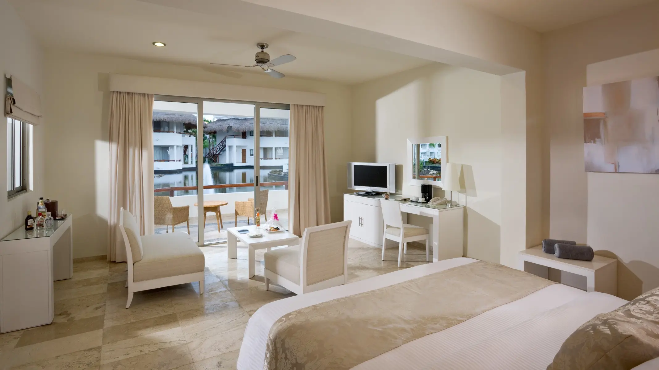 Grand Riviera Princess — GRAND RIVIERA PRINCESS ALL SUITES
