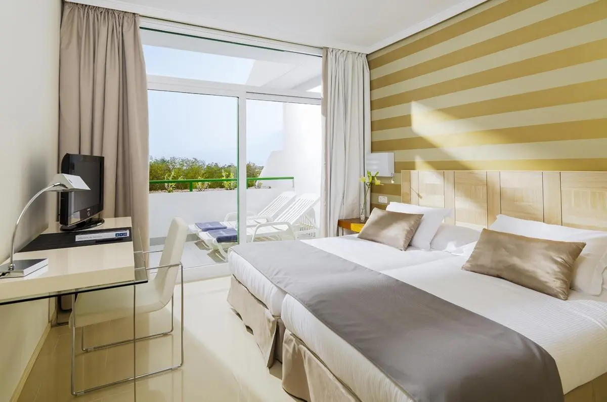 H10 Lanzarote Princess — H10 LANZAROTE PRINCESS