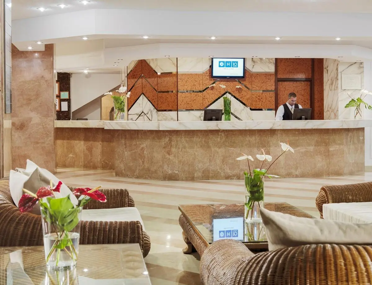 Lobby hotelu H10 Las Palmeras
