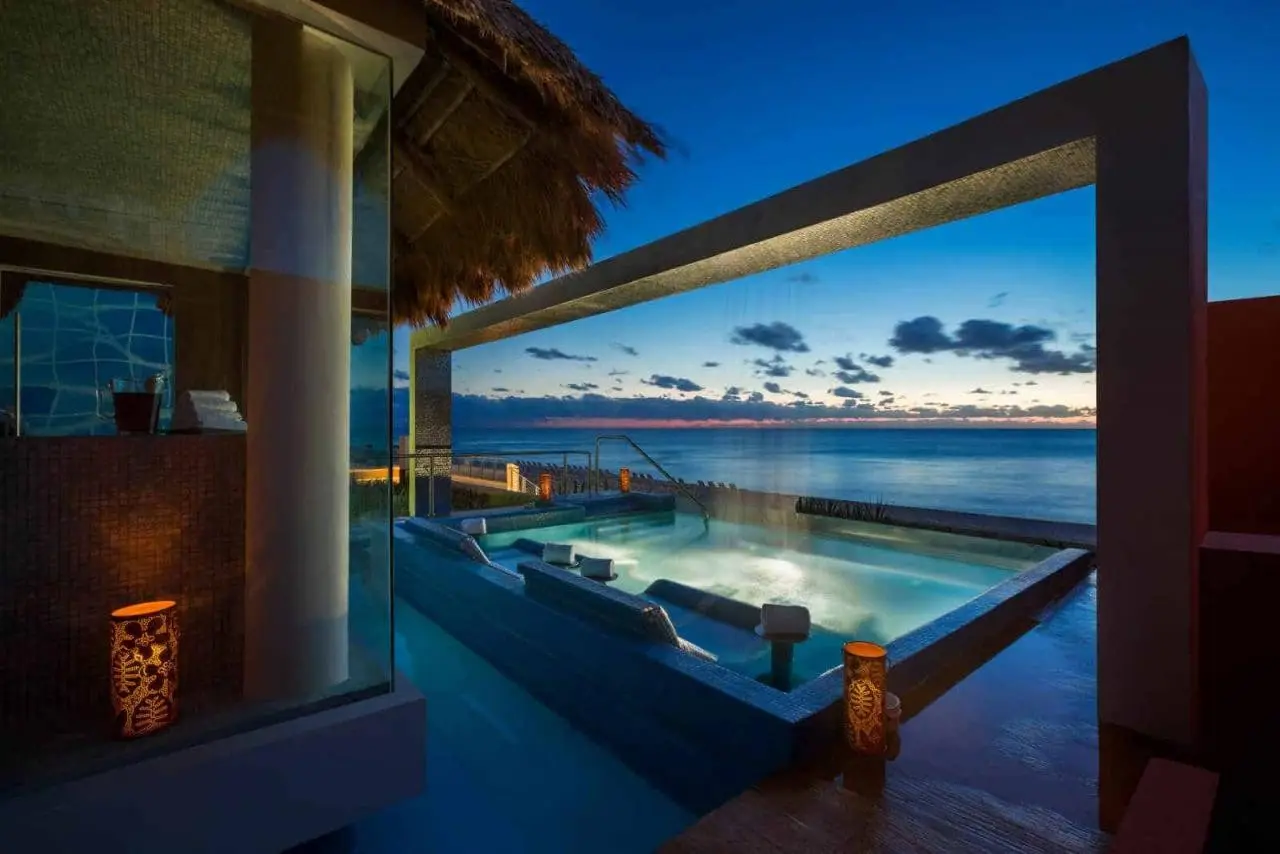 Hard Rock Cancun — HARD ROCK HOTEL CANCUN