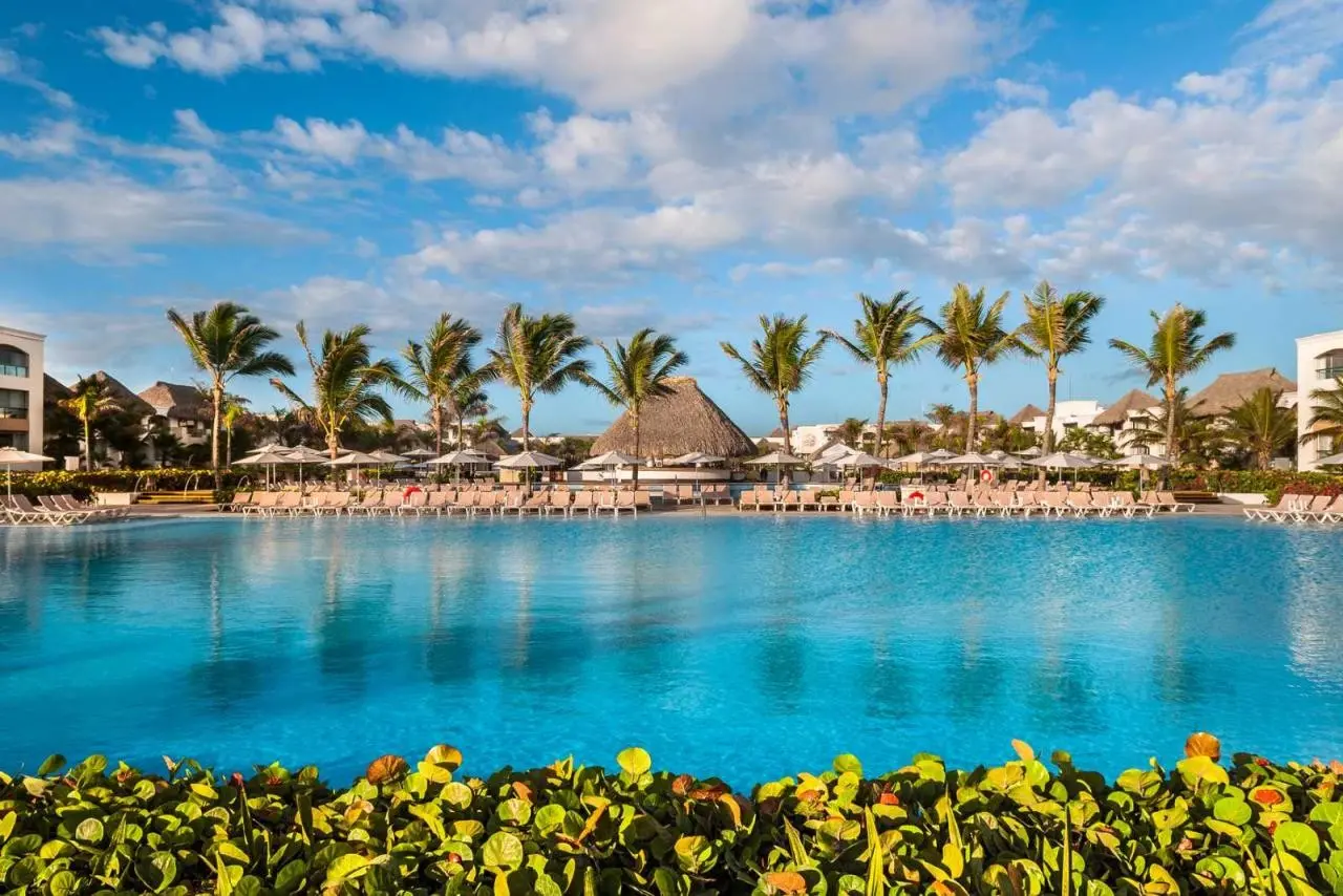 Hard Rock Hotel and Casino Punta Cana — HARD ROCK HOTEL & CASINO PUNTA CANA