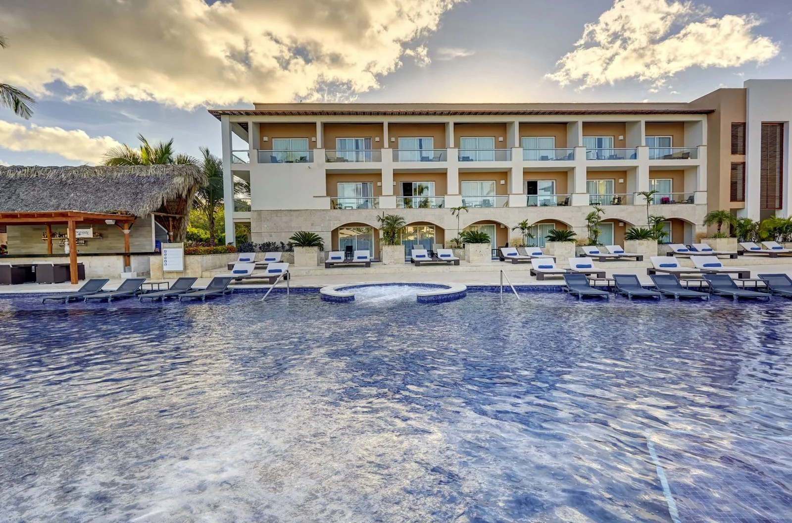 Hotel Hideaway at Royalton Punta Cana