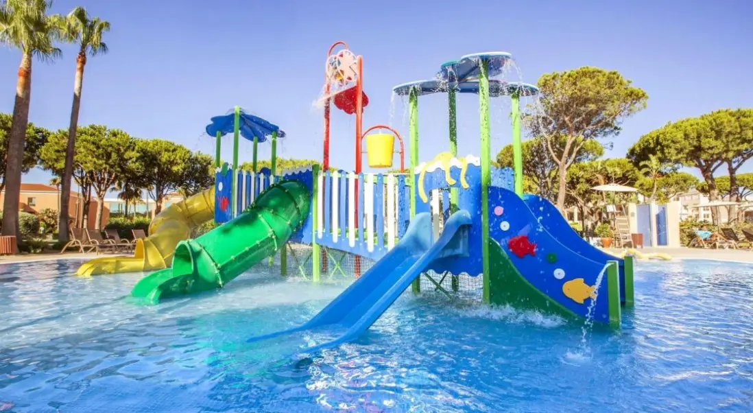 Basen w hotelu Hipotels Barrosa Garden