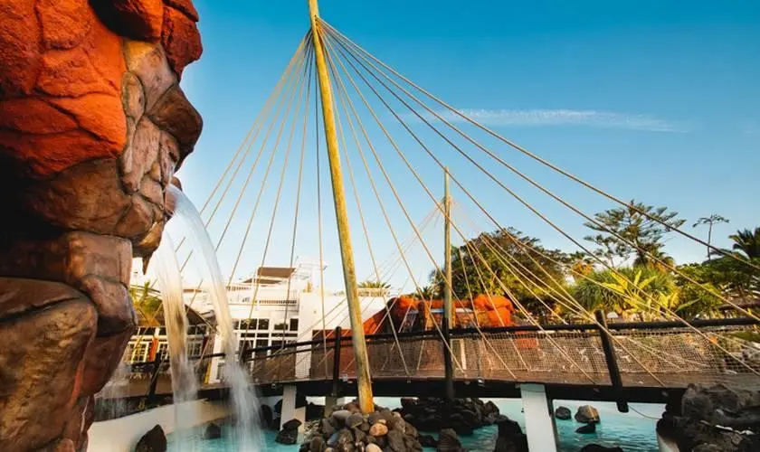 HL Paradise Island — HL HOTEL PARADISE ISLAND