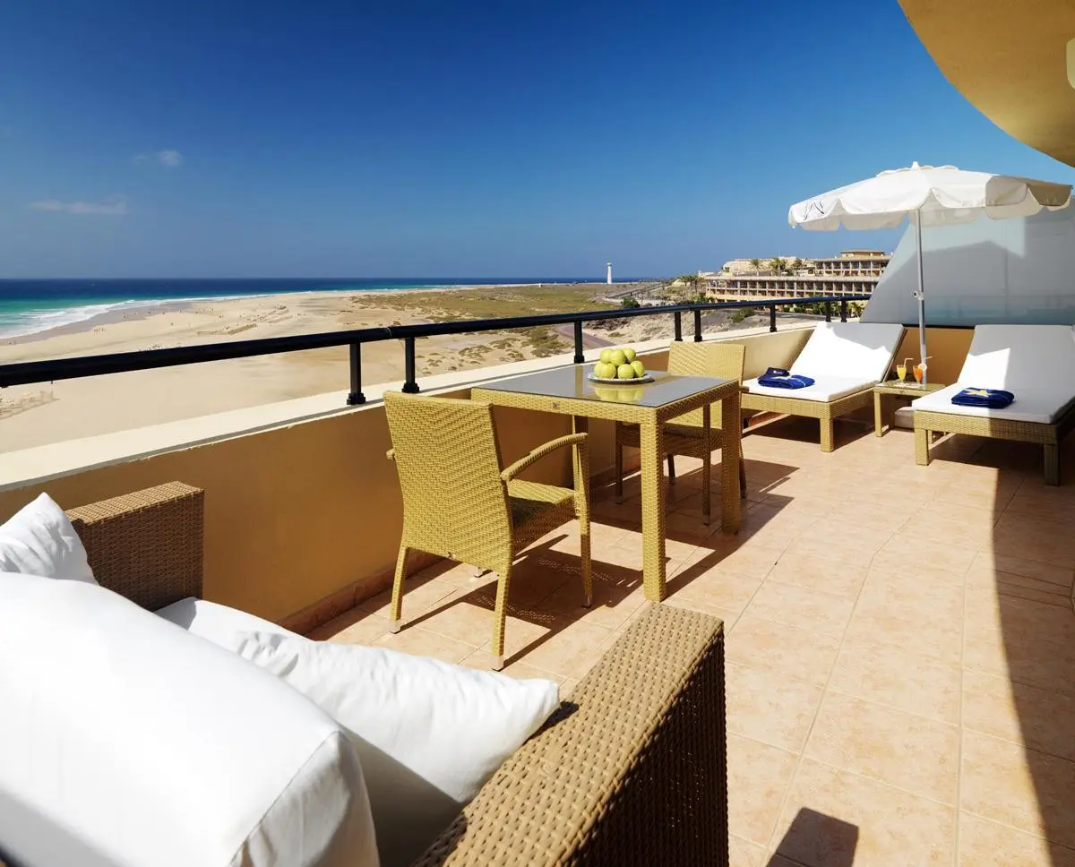 Iberostar Waves Playa Gaviotas — IBEROSTAR WAVES PLAYA GAVIOTAS