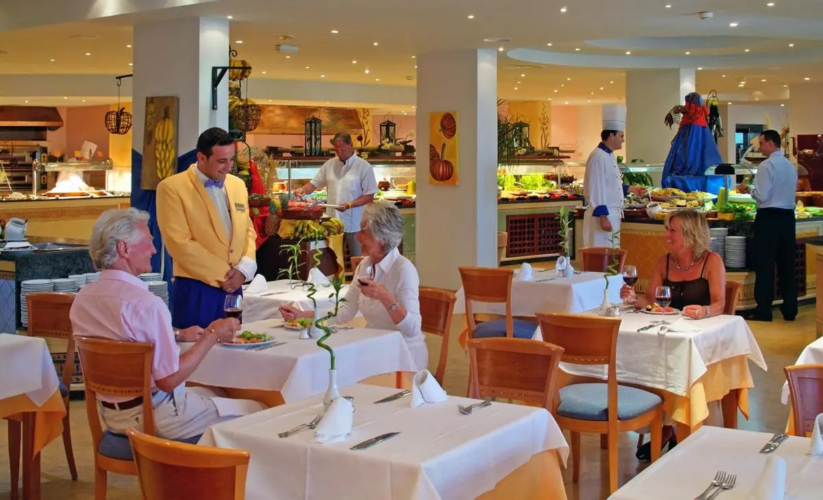 Iberostar Waves Playa Gaviotas — IBEROSTAR WAVES PLAYA GAVIOTAS